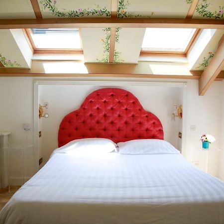 Aparthotel L'Echelle Rouge Cannes Esterno foto
