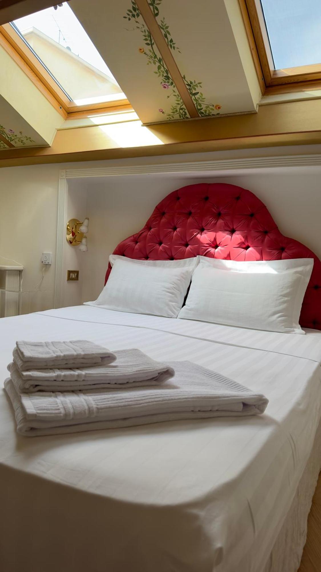 Aparthotel L'Echelle Rouge Cannes Esterno foto